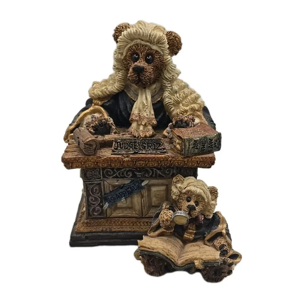 1997 Boyds Bears &‎ Friends The Folkstone Judge Griz Hissonah Figurine U311